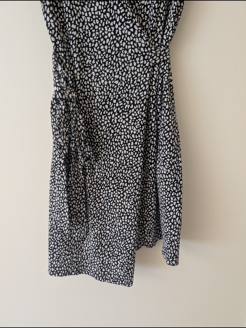 Diane von Furstenberg Womens Small New Julian Two Leopard Print Wrap Dress - Picture 2 of 7